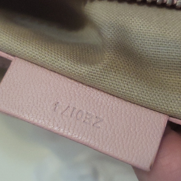 (SOLD)Authentic Givenchy Antigona GM in blush pink - Picture 10 of 11